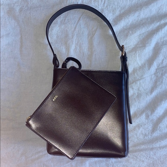 A.P.C. Black Virginie Leather Shoulder Bag - Picture 5 of 10